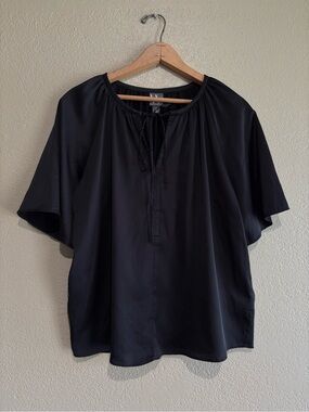 Worthington Women’s Black Classic Short Sleeve Shirt
